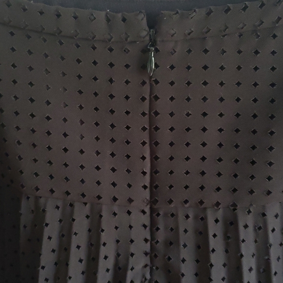 J.Crew Black pleated skirt - Picture 2 of 4